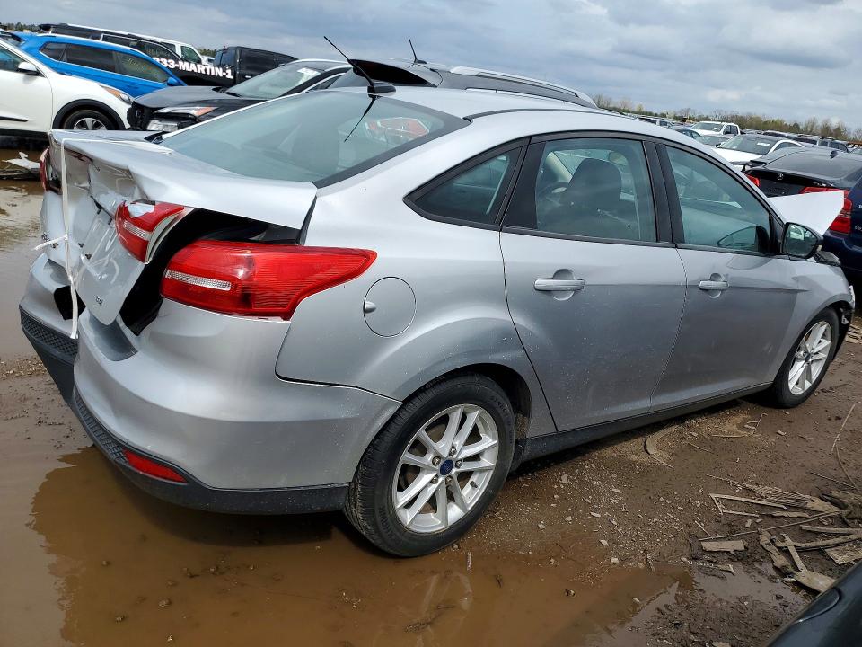 49413346 :رقم المزاد ، 1FADP3F22HL221736 vin ، 2017 Ford Focus مزاد بيع