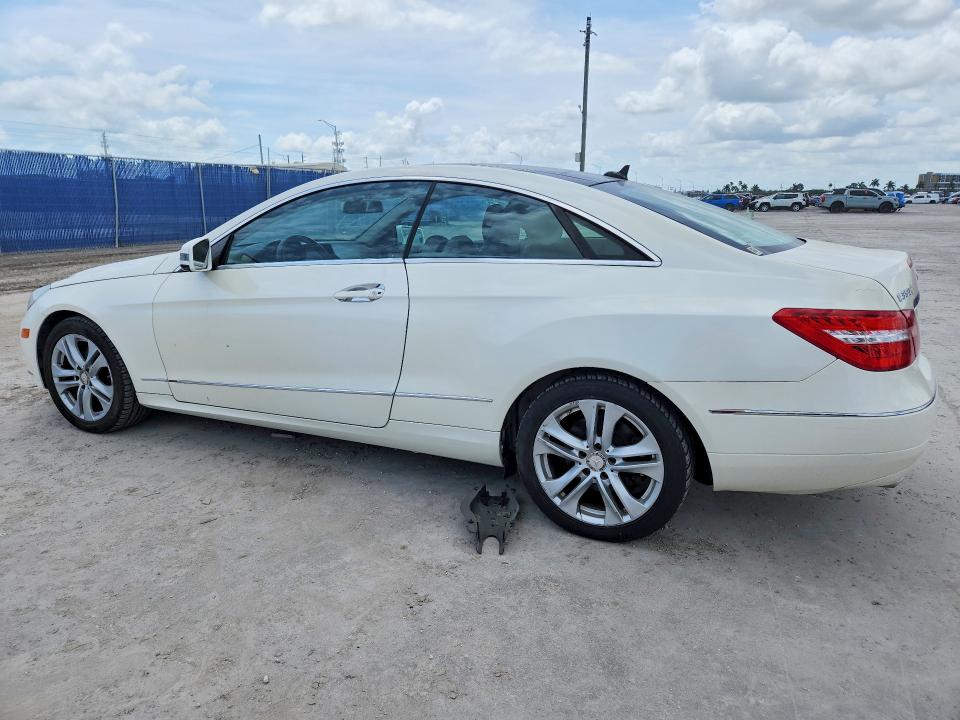 2010 Mercedes-benz E მანქანა იყიდება აუქციონზე, vin: WDDKJ5GB8AF046805, აუქციონის ნომერი: 51181616