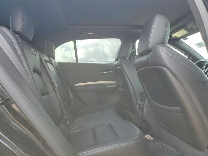48951196 :رقم المزاد ، 1GYFZDR4XLF039834 vin ، 2020 Cadillac Xt4 مزاد بيع