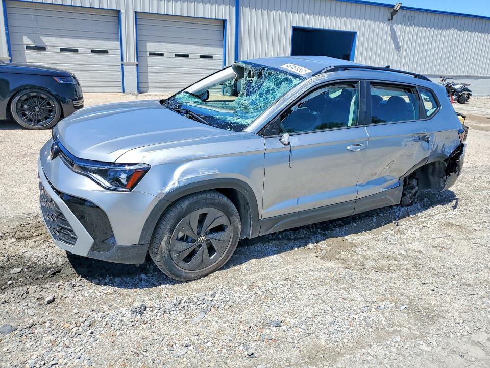 51076936 :رقم المزاد ، 3VV5C7B29SM038641 vin ، 2025 Volkswagen Taos مزاد بيع