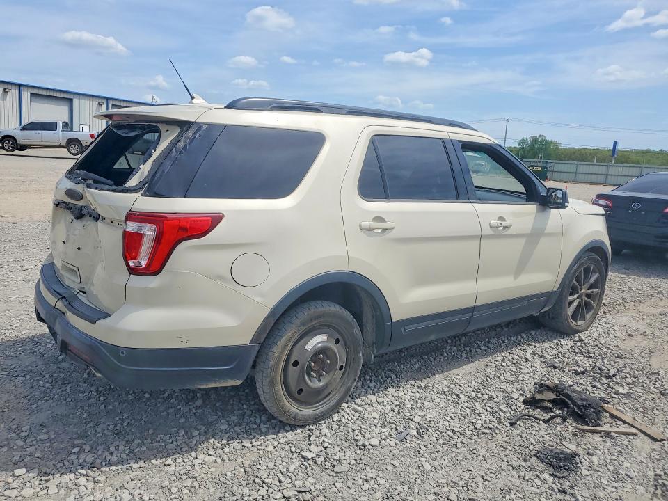 49625236 :رقم المزاد ، 1FM5K7D84JGA88936 vin ، 2018 Ford Explorer مزاد بيع