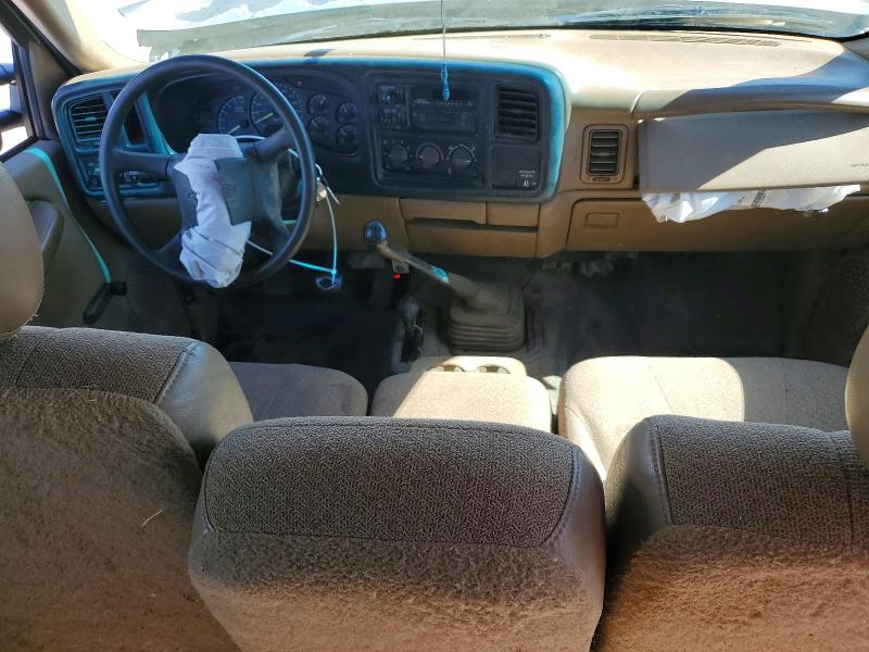 Продаж на аукціоні авто 2000 Chevrolet Silverado, vin: 1GCGK29U3YE235534, номер лоту: 48303476