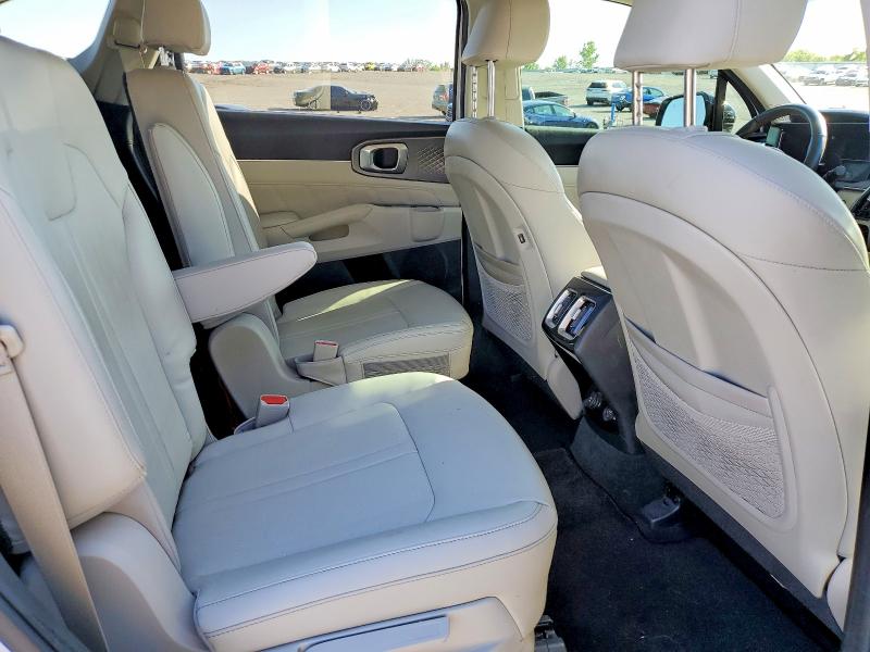 50622696 :رقم المزاد ، 5XYRK4LF1MG032867 vin ، 2021 Kia Sorento مزاد بيع