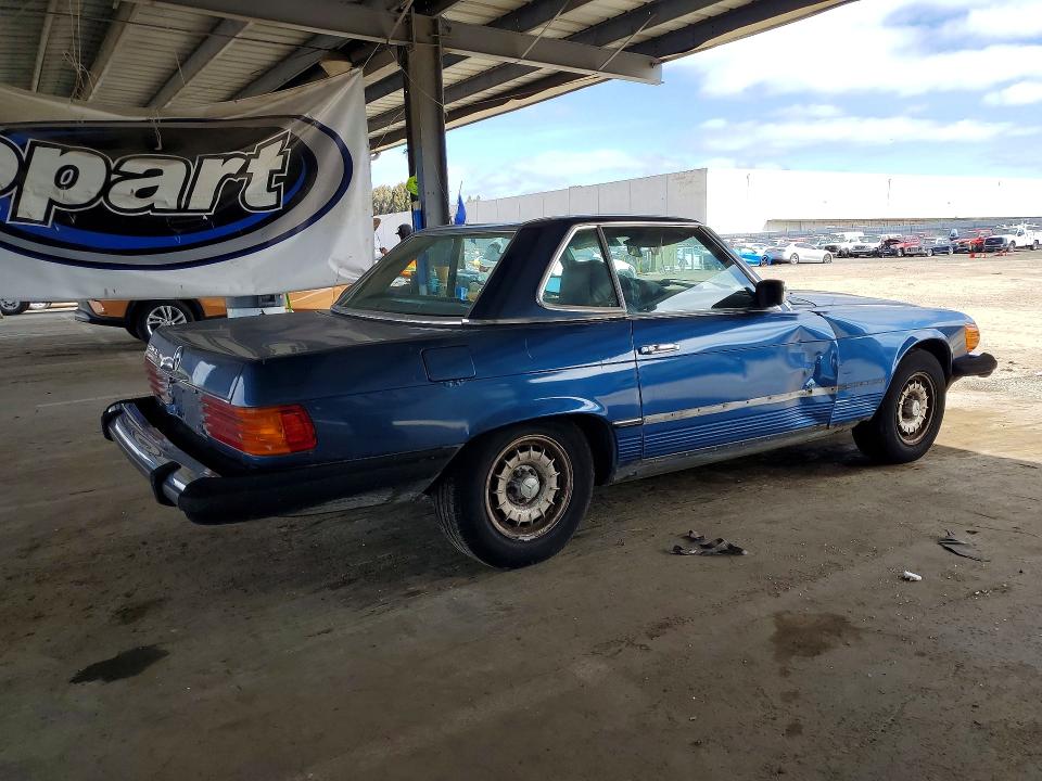 49049366 :رقم المزاد ، WDBBA45A0DB020420 vin ، 1983 Mercedes-benz 380 مزاد بيع
