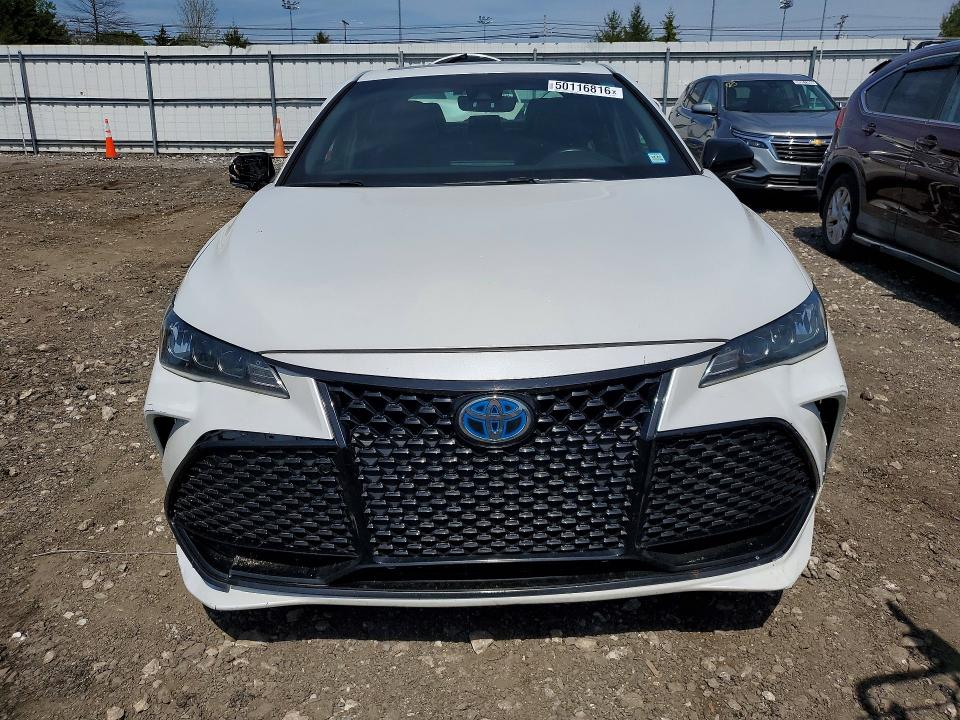 50116816 :رقم المزاد ، 4T1E21FB2LU013596 vin ، 2020 Toyota Avalon Hybrid مزاد بيع