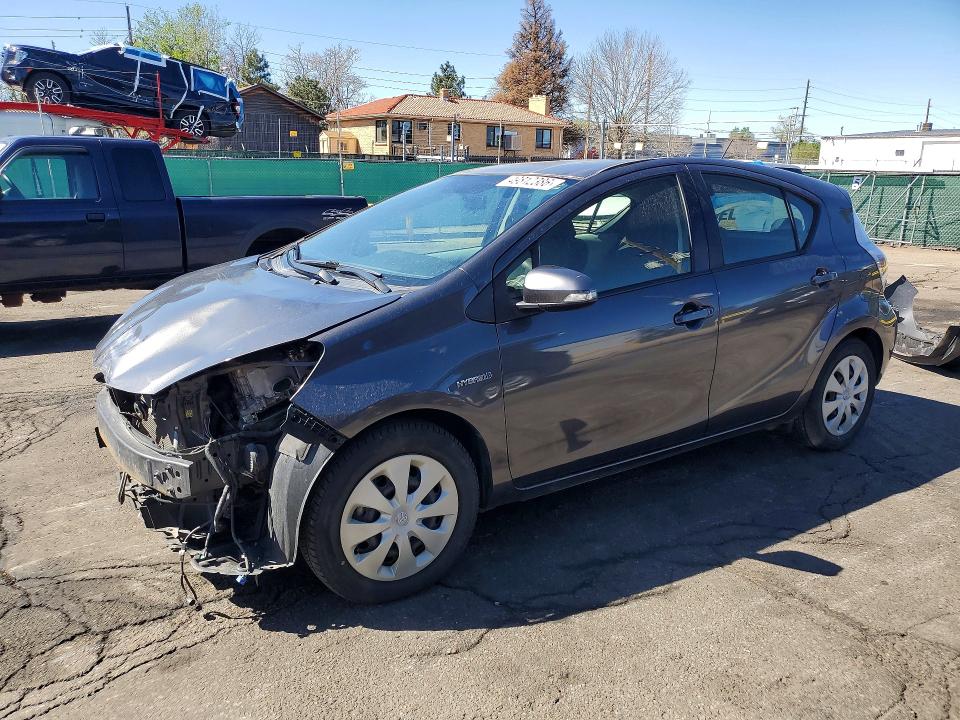 Продажа на аукционе авто 2013 Toyota Prius C, vin: JTDKDTB34D1530770, номер лота: 49812386