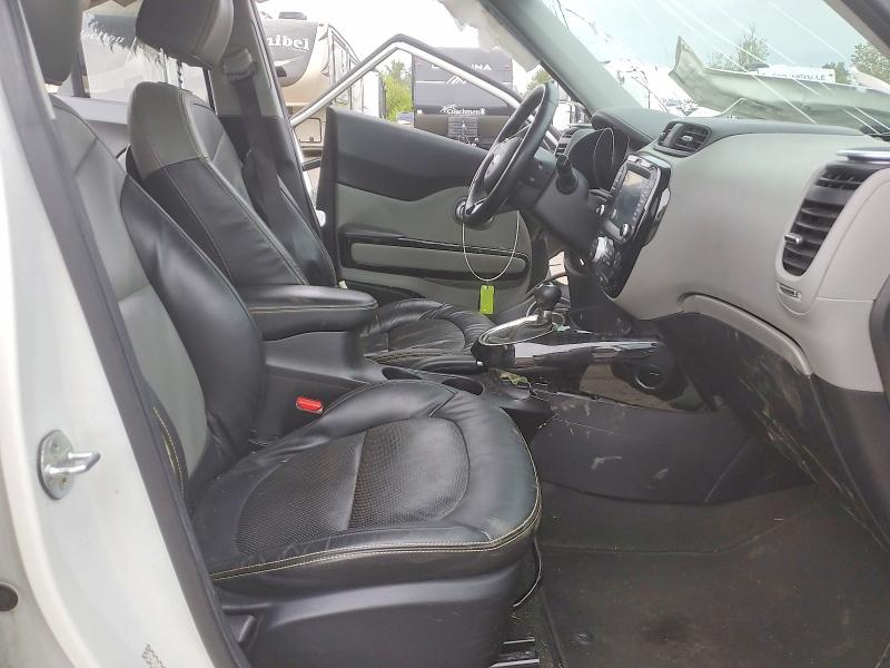 50277586 :رقم المزاد ، KNDJP3A59G7272592 vin ، 2016 Kia Soul مزاد بيع