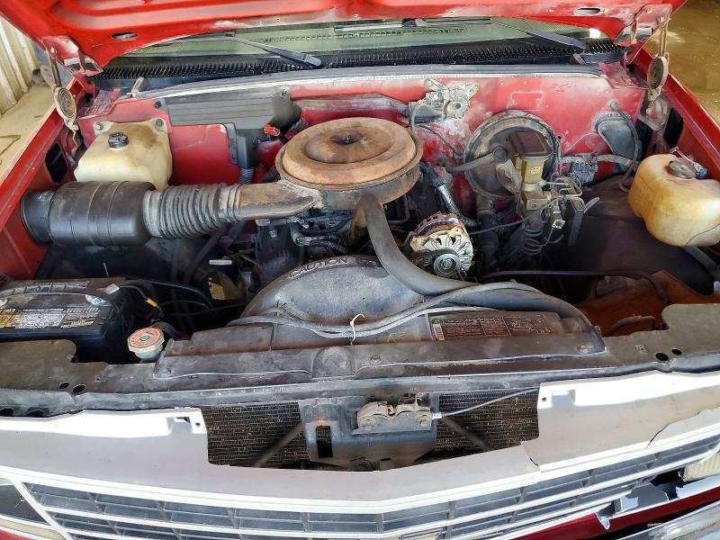 51303816 :رقم المزاد ، 1GCFK24K1KE210656 vin ، 1989 Chevrolet Gmt-400 مزاد بيع