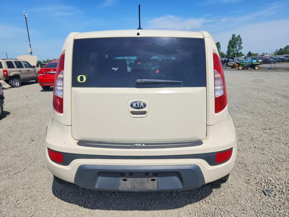 2013 Kia Soul მანქანა იყიდება აუქციონზე, vin: KNDJT2A51D7483982, აუქციონის ნომერი: 51877106