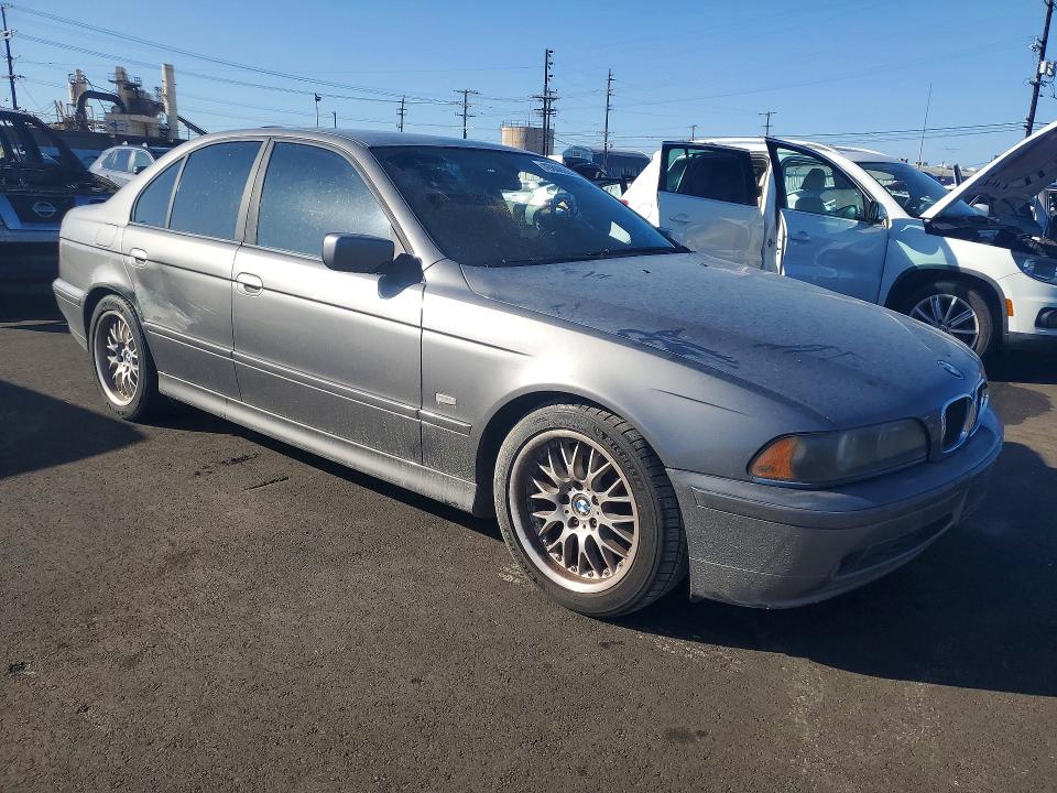 2003 Bmw 530 მანქანა იყიდება აუქციონზე, vin: WBADT63403CK31930, აუქციონის ნომერი: 49888026