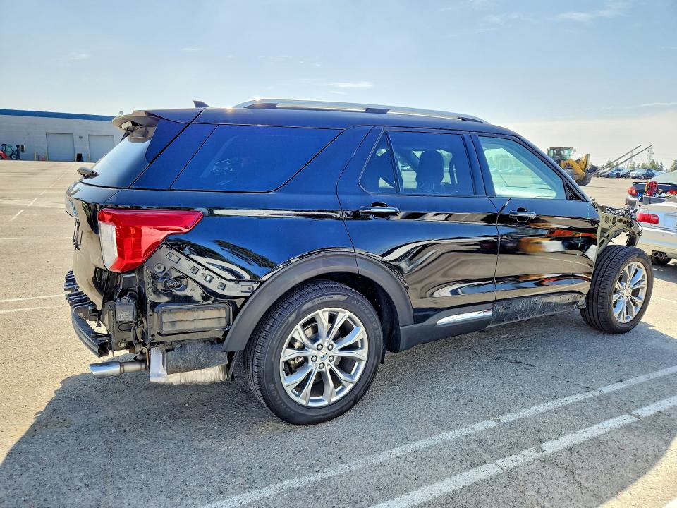 Продажа на аукционе авто 2024 Ford Explorer, vin: 1FMSK7FH5RGA04683, номер лота: 51608196