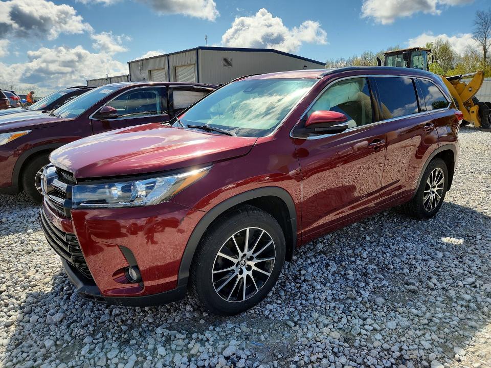 51898316 :رقم المزاد ، 5TDJZRFH8HS473746 vin ، 2017 Toyota Highlander مزاد بيع