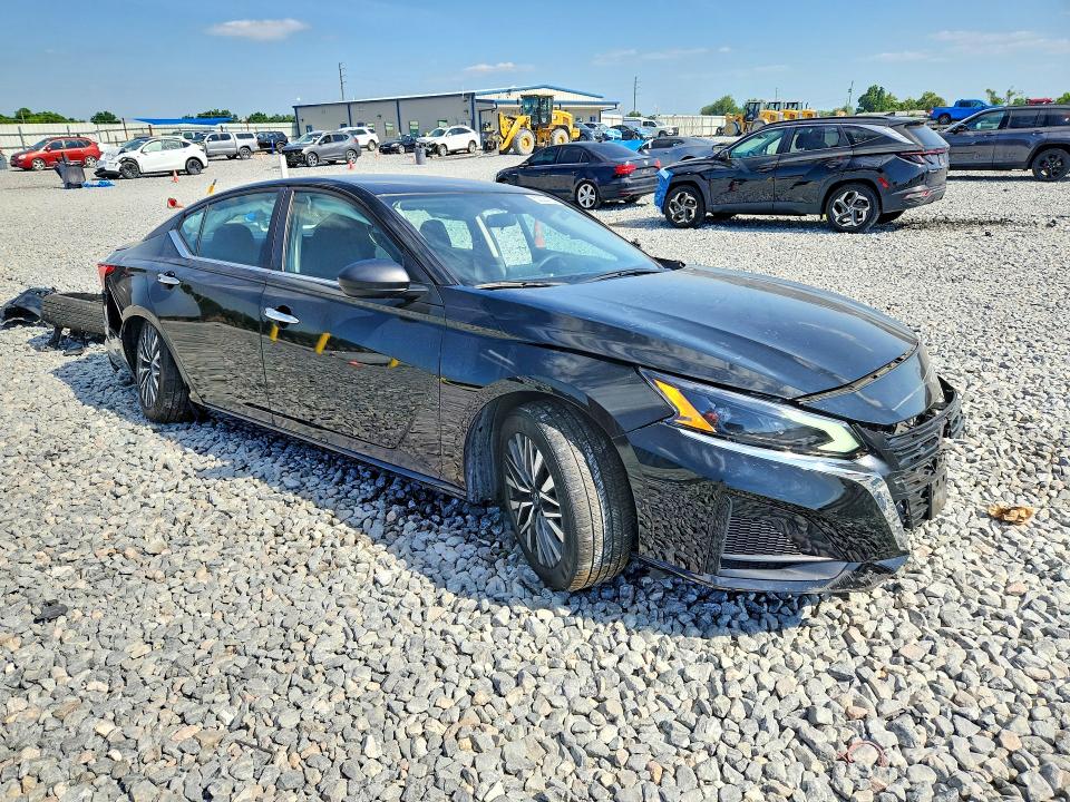 2024 Nissan Altima მანქანა იყიდება აუქციონზე, vin: 1N4BL4DV4RN337077, აუქციონის ნომერი: 50322136