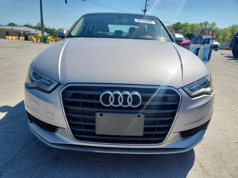 Продаж на аукціоні авто 2015 Audi A3, vin: WAUACGFF6F1103200, номер лоту: 49100496