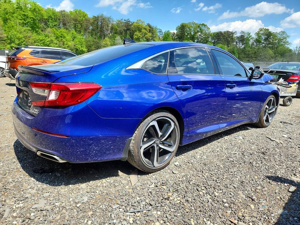 2022 Honda Accord მანქანა იყიდება აუქციონზე, vin: 1HGCV2F35NA005404, აუქციონის ნომერი: 51107886
