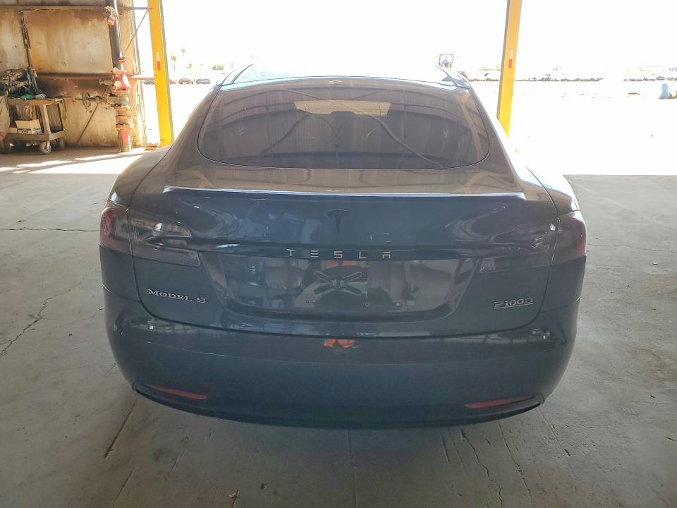 Продаж на аукціоні авто 2016 Tesla Model S, vin: 5YJSA1E44GF158912, номер лоту: 49756576