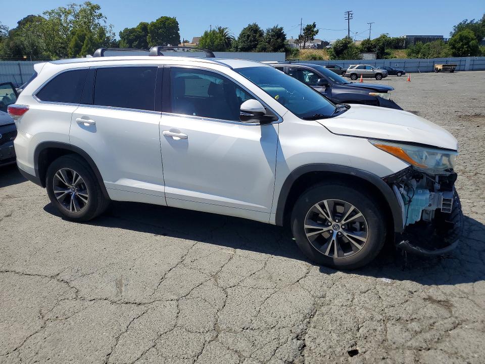 52089456 :رقم المزاد ، 5TDKKRFH3GS163656 vin ، 2016 Toyota Highlander مزاد بيع