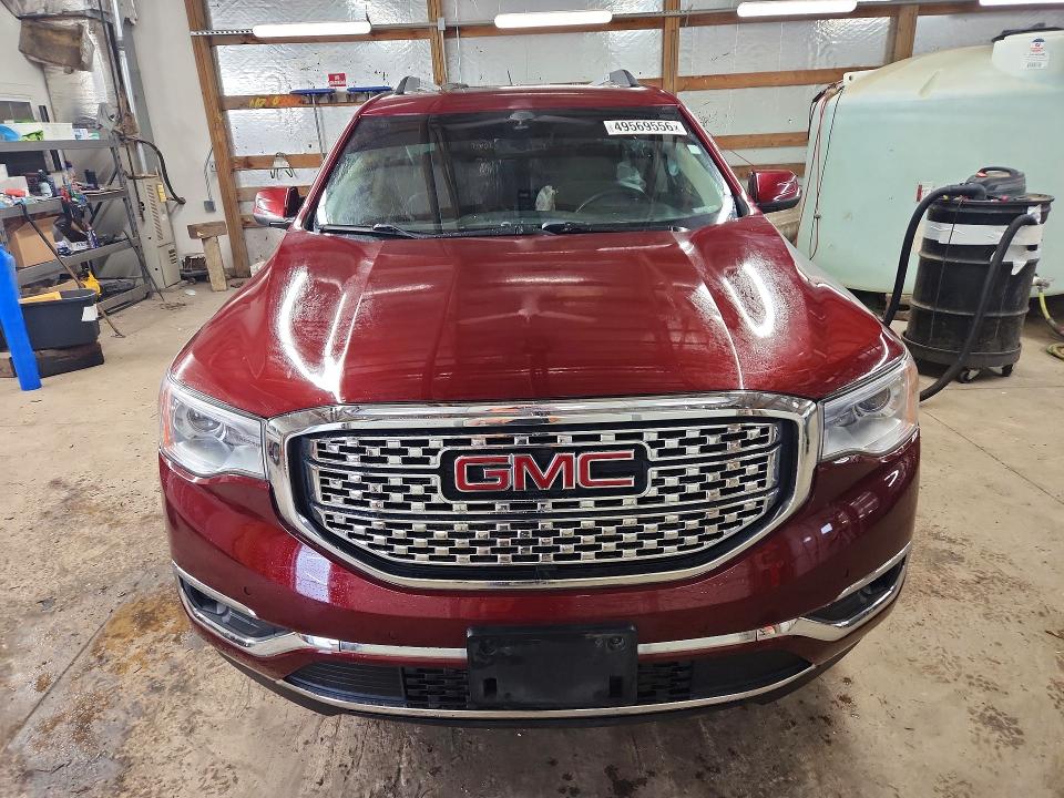 49569556 :رقم المزاد ، 1GKKNXLS0HZ147382 vin ، 2017 Gmc Acadia مزاد بيع