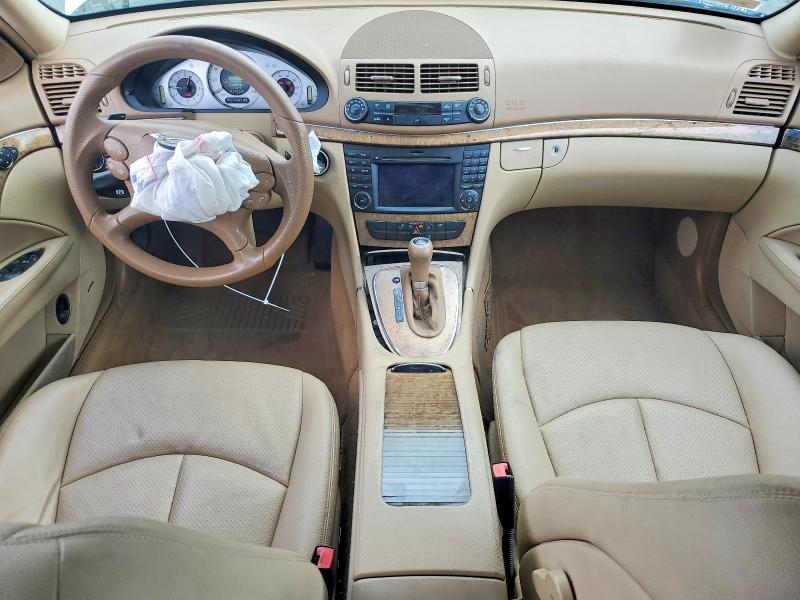 50784536 :رقم المزاد ، WDBUF56X89B426780 vin ، 2009 Mercedes-benz E مزاد بيع