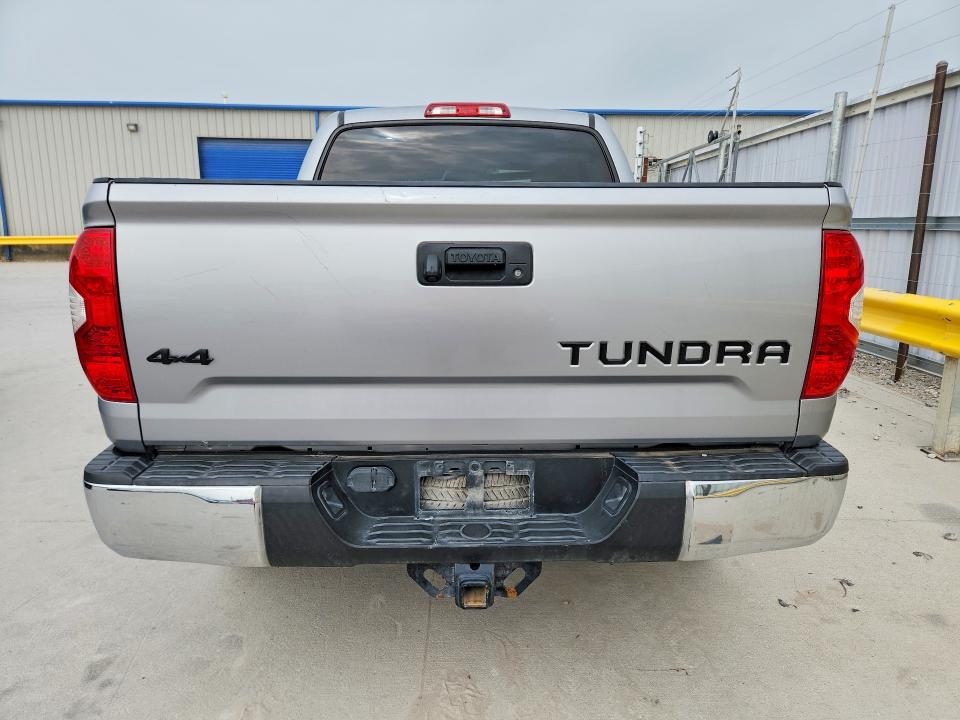 Продаж на аукціоні авто 2019 Toyota Tundra, vin: 5TFDW5F12KX796550, номер лоту: 51154276