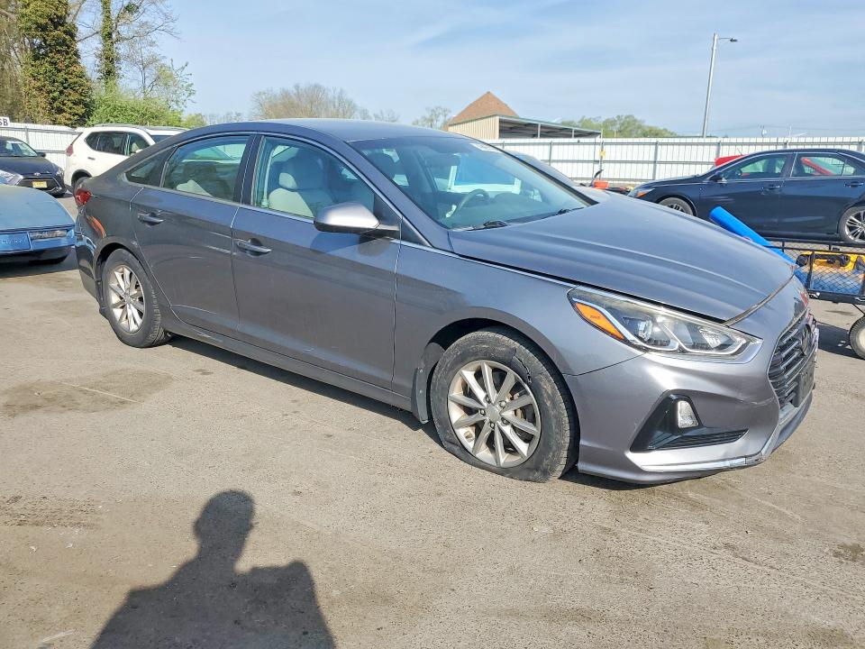 2018 Hyundai Sonata მანქანა იყიდება აუქციონზე, vin: 5NPE24AF8JH675741, აუქციონის ნომერი: 51496046