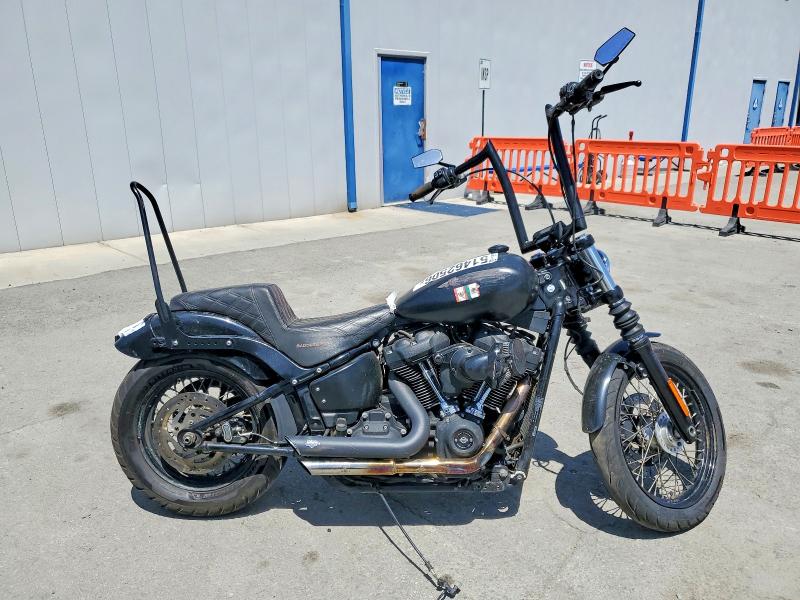 51462506 :رقم المزاد ، 1HD1YYK20MB027511 vin ، 2021 Harley Davidson Fxbbs مزاد بيع