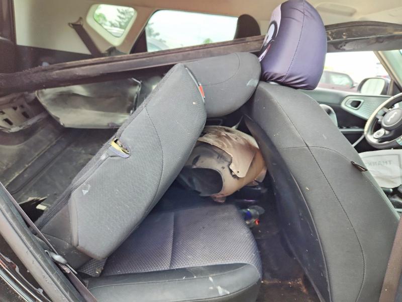 51311886 :رقم المزاد ، KNDJ23AU4N7805547 vin ، 2022 Kia Soul مزاد بيع