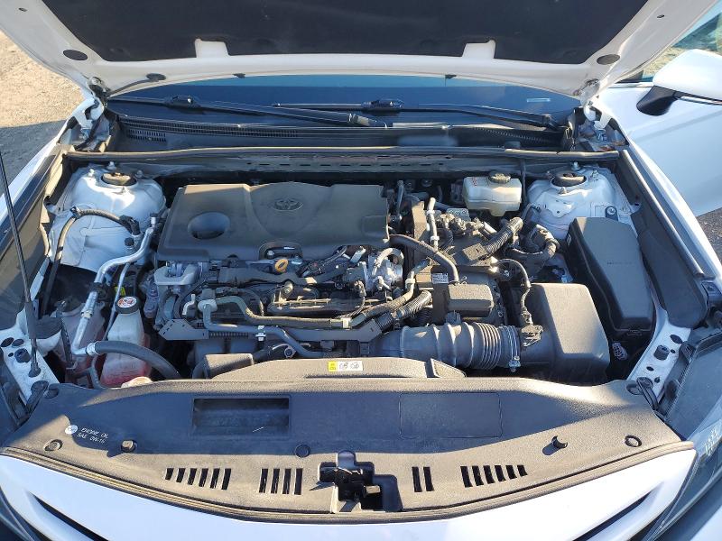 2022 Toyota Camry Hybrid მანქანა იყიდება აუქციონზე, vin: 4T1G31AK0NU579966, აუქციონის ნომერი: 47979726