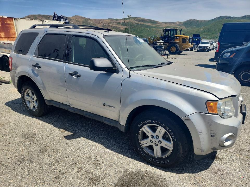 2009 Ford Escape მანქანა იყიდება აუქციონზე, vin: 1FMCU49339KB11466, აუქციონის ნომერი: 49053576
