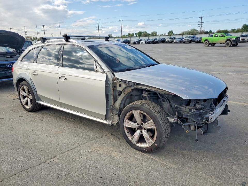 51699966 :رقم المزاد ، WA1UFAFL0EA015889 vin ، 2014 Audi A4 Allroad مزاد بيع