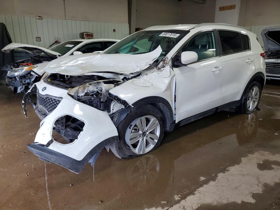 50617616 :رقم المزاد ، KNDPM3AC8H7233270 vin ، 2017 Kia Sportage مزاد بيع