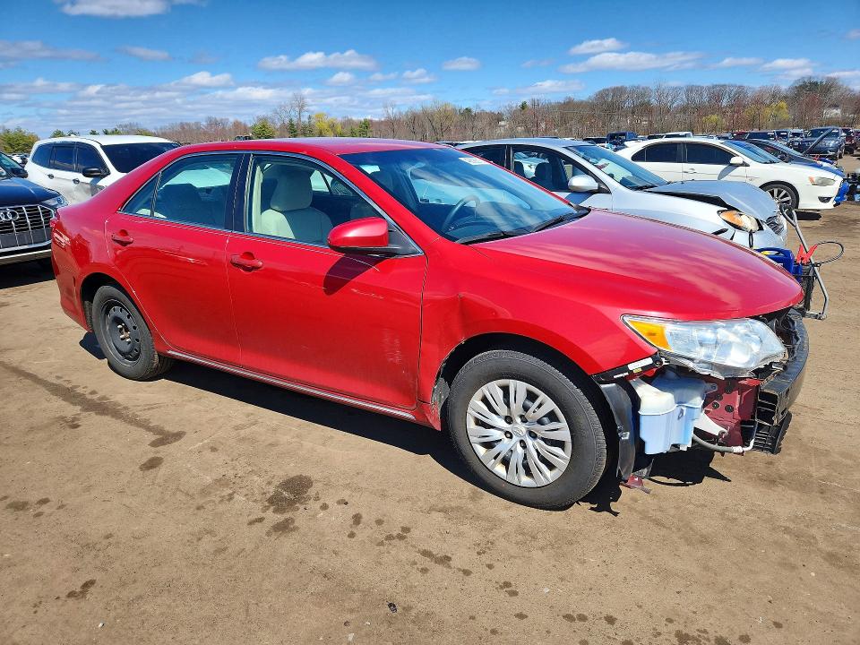 48699216 :رقم المزاد ، 4T4BF1FK4ER406127 vin ، 2014 Toyota Camry مزاد بيع