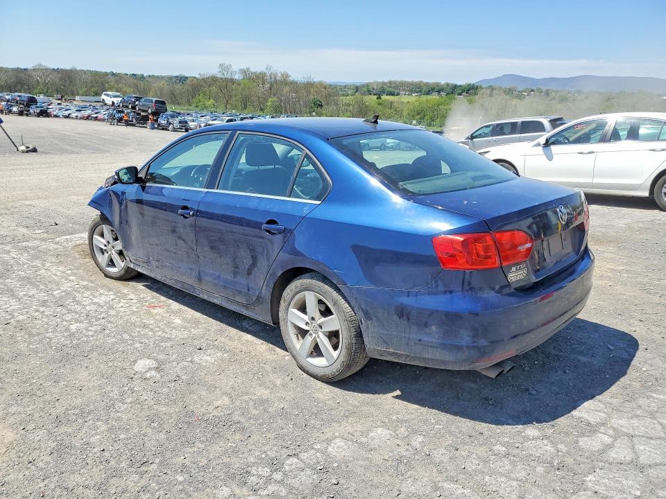 50744456 :رقم المزاد ، 3VWLL7AJ9DM394201 vin ، 2013 Volkswagen Jetta مزاد بيع