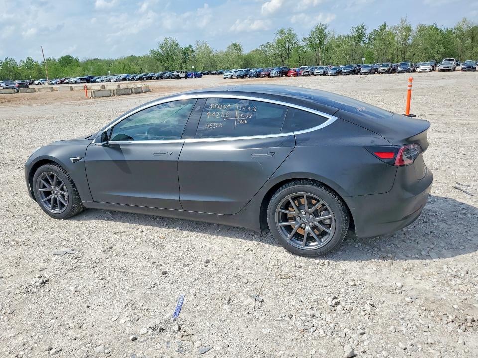 Продаж на аукціоні авто 2018 Tesla Model 3, vin: 5YJ3E1EAXJF098379, номер лоту: 50157266