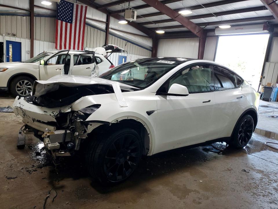 Auction sale of the 2021 Tesla Model Y, vin: 5YJYGDEE5MF187155, lot number: 50732426