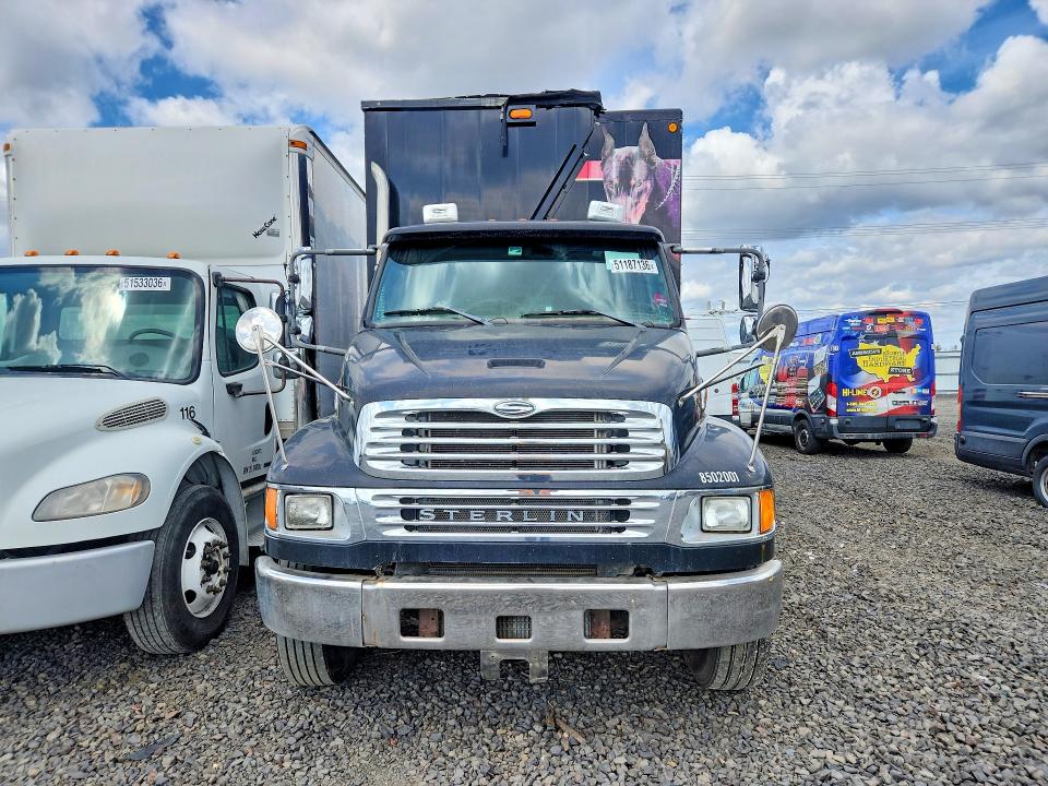 51187136 :رقم المزاد ، 2FZACGBSX8AZ58374 vin ، 2008 Sterling Truck Acterra مزاد بيع