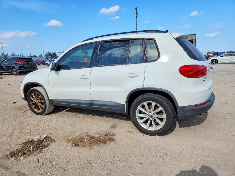2017 Volkswagen Tiguan მანქანა იყიდება აუქციონზე, vin: WVGAV7AX7HK046978, აუქციონის ნომერი: 51856736