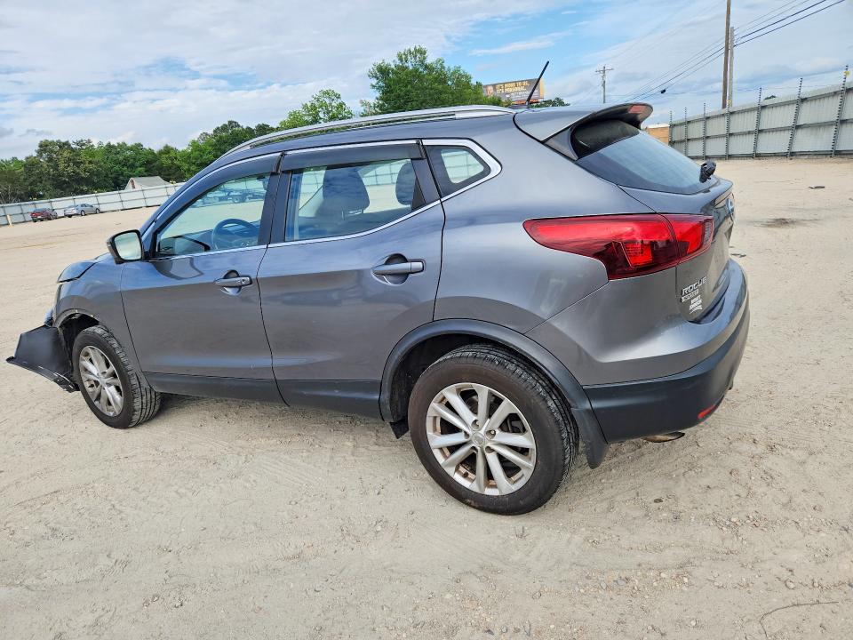 52207876 :رقم المزاد ، JN1BJ1CP9JW101141 vin ، 2018 Nissan Rogue Sport مزاد بيع