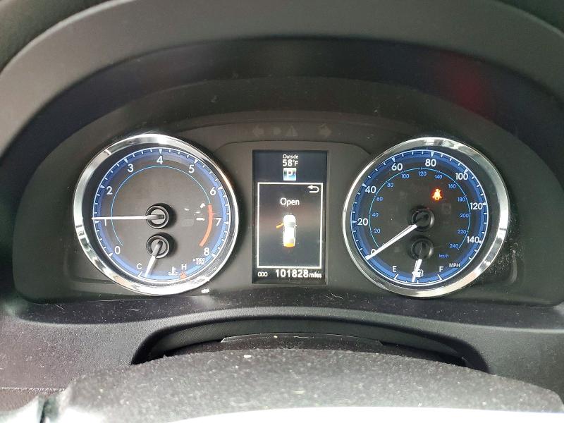 Продажа на аукционе авто 2018 Toyota Corolla, vin: 2T1BURHE3JC014595, номер лота: 48638786