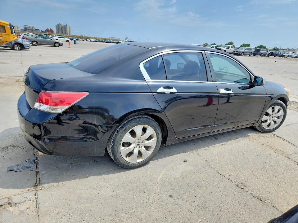 51458596 :رقم المزاد ، JHMCP26728C047998 vin ، 2008 Honda Accord مزاد بيع