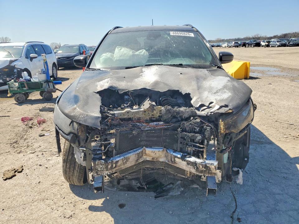 2026 Jeep Compass მანქანა იყიდება აუქციონზე, vin: 3C4NJDBN9TT201261, აუქციონის ნომერი: 48690826