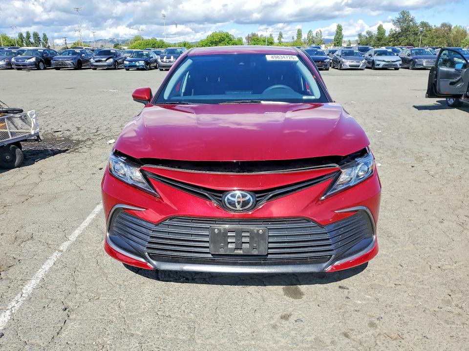 Продаж на аукціоні авто 2021 Toyota Camry, vin: 4T1C11AK9MU468237, номер лоту: 49834726