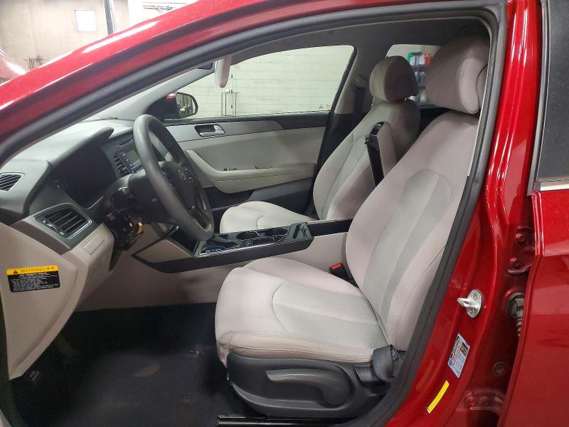 2015 Hyundai Sonata მანქანა იყიდება აუქციონზე, vin: 5NPE24AFXFH117879, აუქციონის ნომერი: 50429446