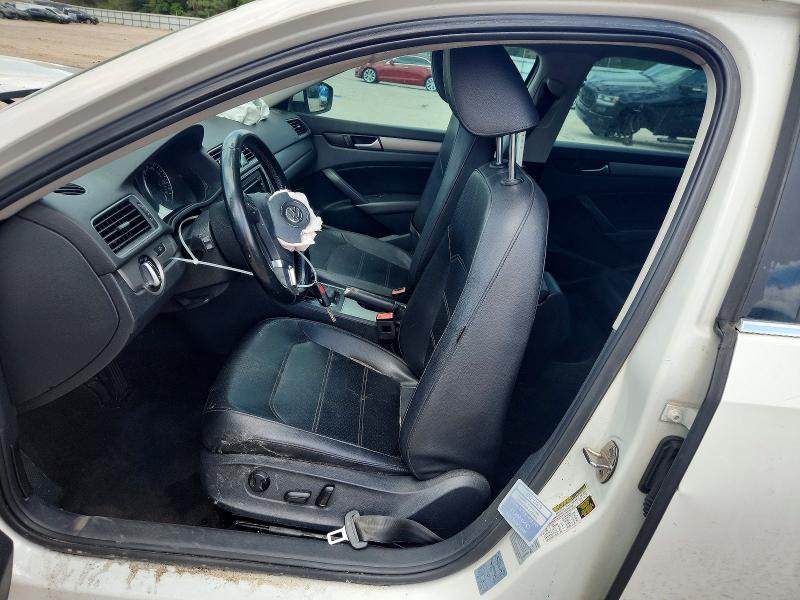 48658936 :رقم المزاد ، 1VWBS7A36FC066478 vin ، 2015 Volkswagen Passat مزاد بيع