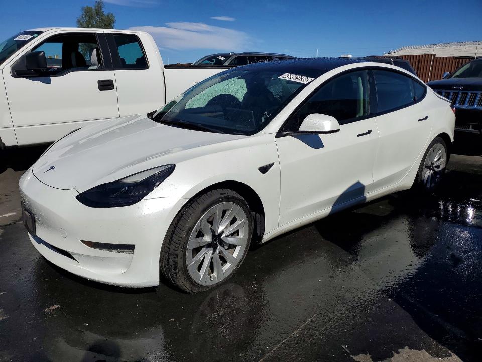 Продажа на аукционе авто 2023 Tesla Model 3, vin: 5YJ3E1EA9PF458735, номер лота: 49592236