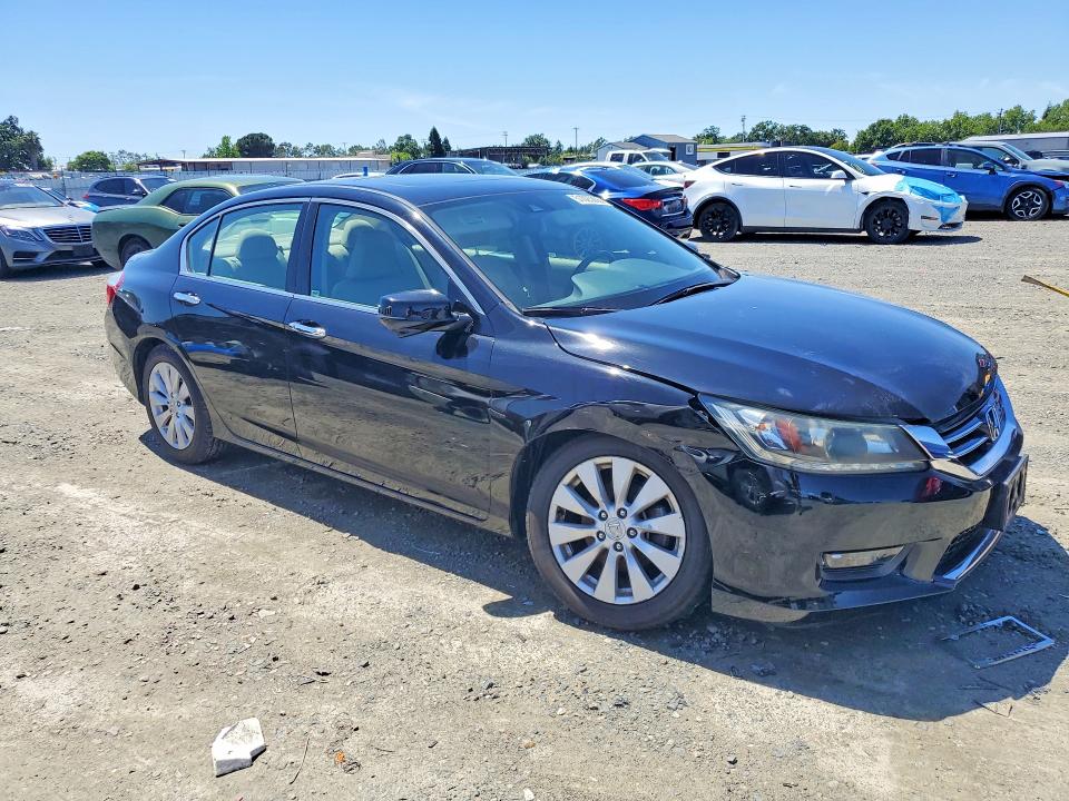 2015 Honda Accord მანქანა იყიდება აუქციონზე, vin: 1HGCR3F8XFA033206, აუქციონის ნომერი: 51023056