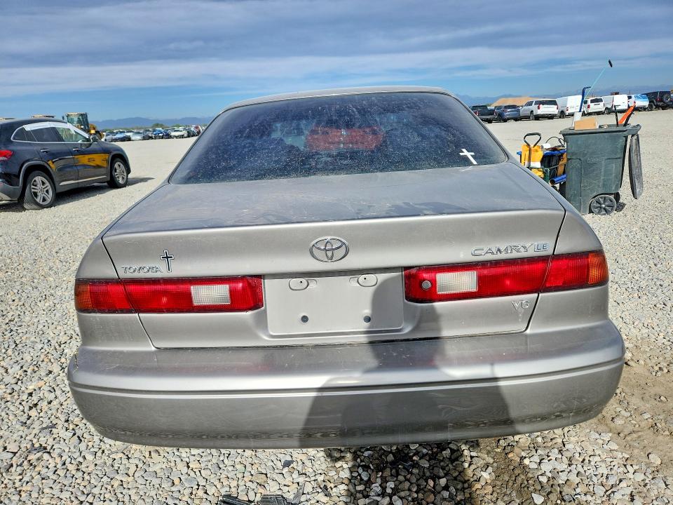 Продажа на аукционе авто 1998 Toyota Camry, vin: 4T1BF28KXWU062172, номер лота: 50880106