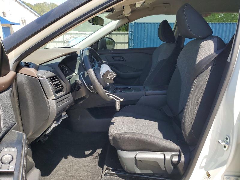 50744796 :رقم المزاد ، 5N1BT3AA5NC702521 vin ، 2022 Nissan Rogue مزاد بيع