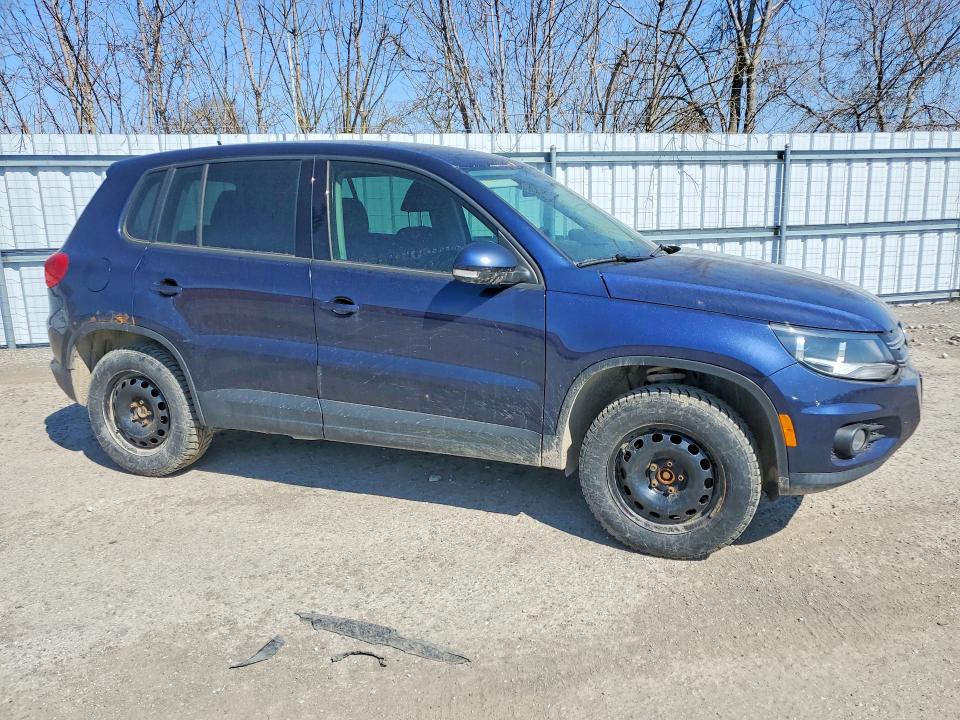 2013 Volkswagen Tiguan მანქანა იყიდება აუქციონზე, vin: WVGKV3AX9DW577714, აუქციონის ნომერი: 48827636