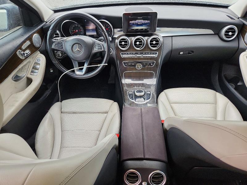 50024086 :رقم المزاد ، 55SWF4JB7HU193095 vin ، 2017 Mercedes-benz C مزاد بيع